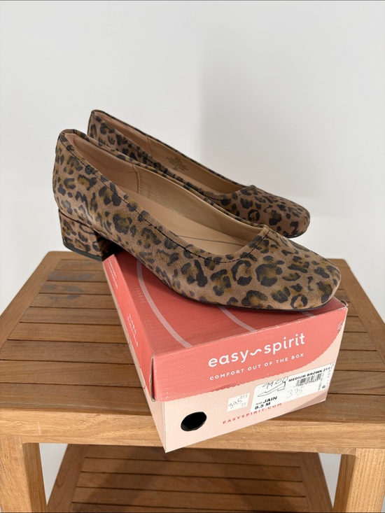 Easy Spirit Shoes - New women’s Easy Spirit Leopard Print Low Block Heel Pumps - Brown/Blacks 8.5
